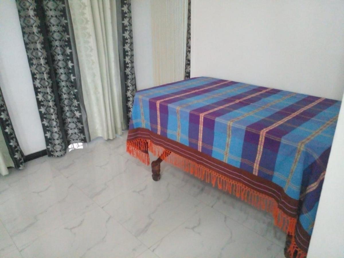 Bussa Jayanath Villa מראה חיצוני תמונה