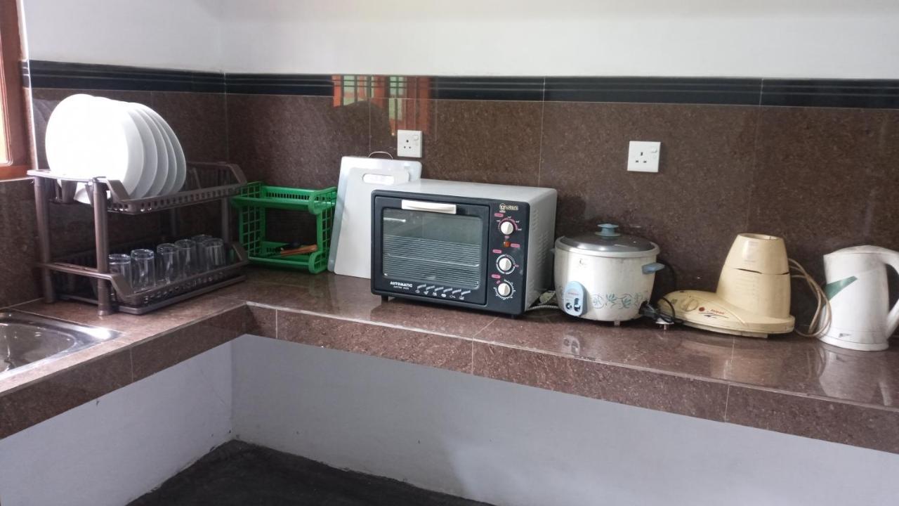 Bussa Jayanath Villa מראה חיצוני תמונה